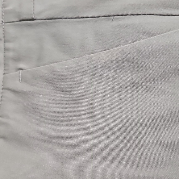 Theory Beige Pleated Ankle‎ Pants Size 8 - Picture 2 of 5